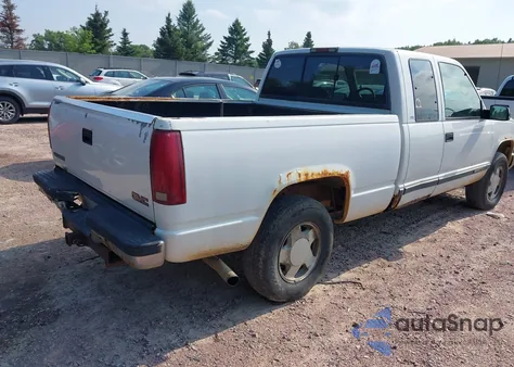 1998 GMC Sierra K1500 из США, поврежденный, VIN 2GTEK19R4W1527544